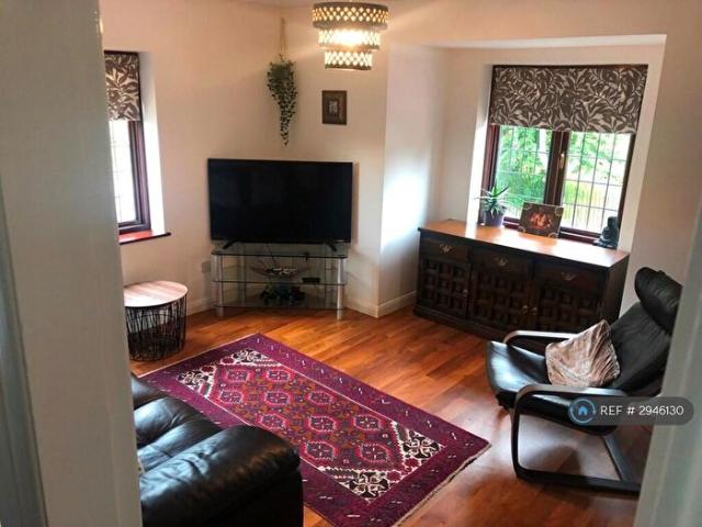 Apartment for rent in West End, Old Wharf