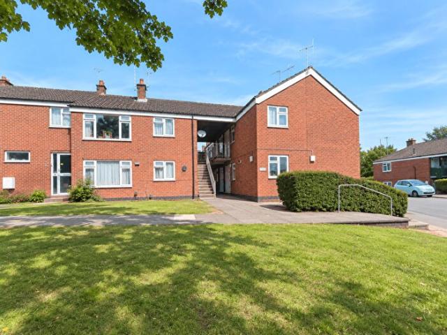 Apartment for rent in Clifford Park, West Midlands