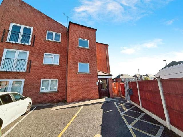 Apartment for rent in Crewton, East Midlands