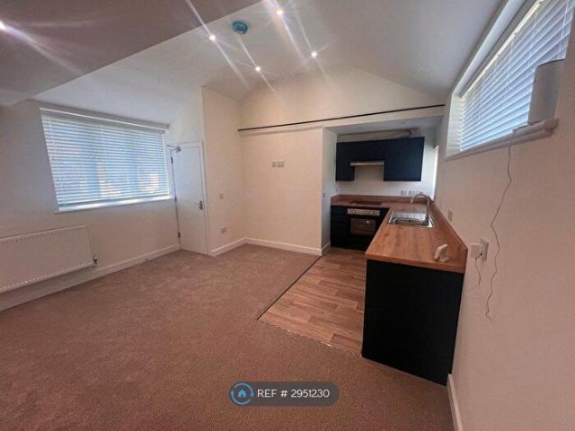 Apartment for rent in Wolverton and Greenleys, Old Wolverton