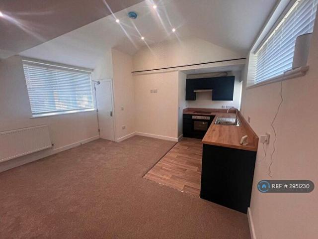 Apartment for rent in Wolverton and Greenleys, Old Wolverton