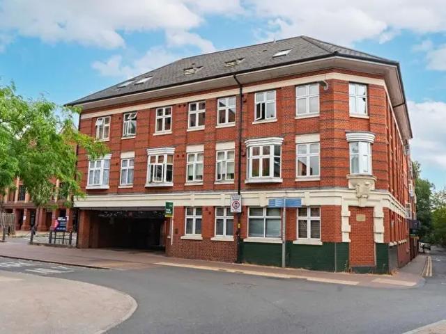 Apartment for rent in Bede Island, Old Wharf
