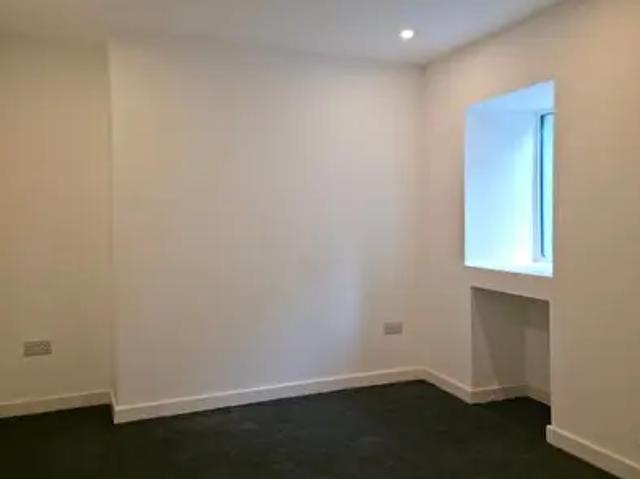 Apartment for rent in Pentre, Ton Pentre