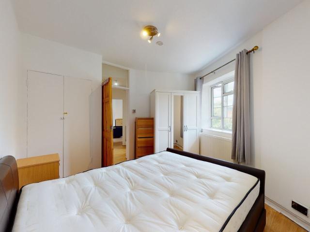 Apartment for rent in Paddington, Greater London
