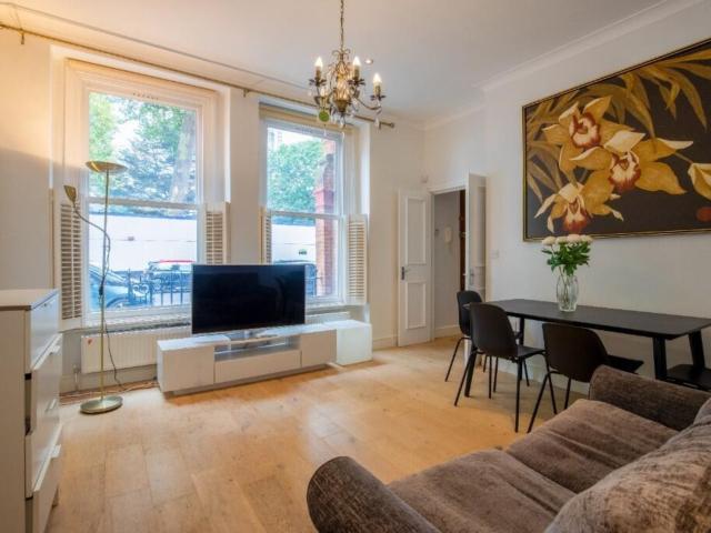Apartment for rent in South Kensington, Greater London