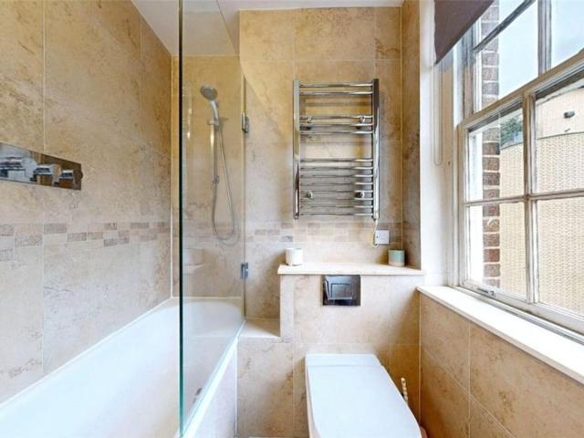 Apartment for rent in Paddington, Greater London