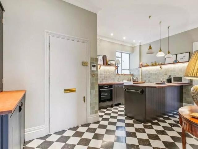 Apartment for rent in Knightsbridge, Greater London