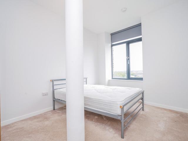 Apartment for rent in Hunslet, West Yorkshire