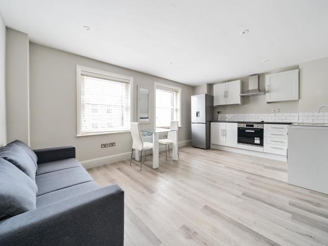 Apartment for rent in Clewer Village, Windsor