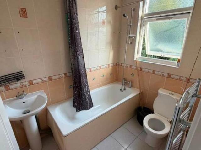 Apartment for rent in London Borough of Merton, Greater London