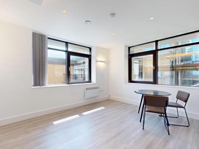 Apartment for rent in London Borough of Hounslow, Spring Grove