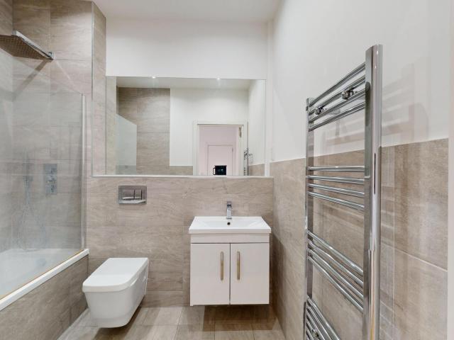 Apartment for rent in London Borough of Hounslow, Greater London