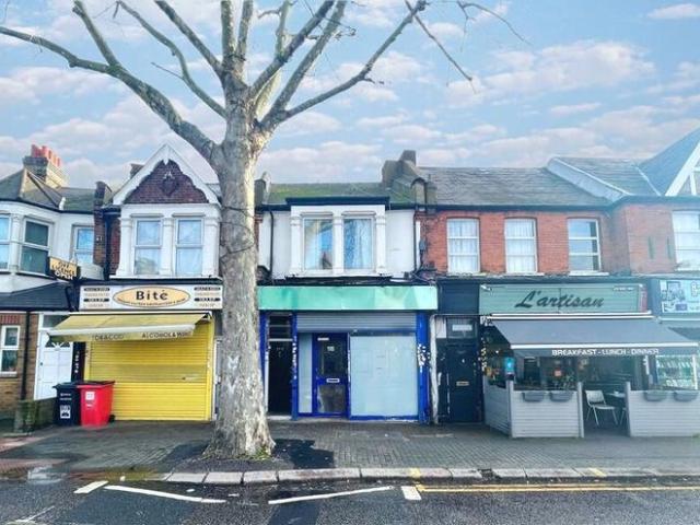 Apartment for rent in Higham Hill, London Borough of Waltham Forest