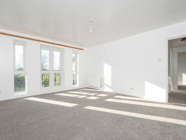 Apartment for rent in St Albans, Five Acres