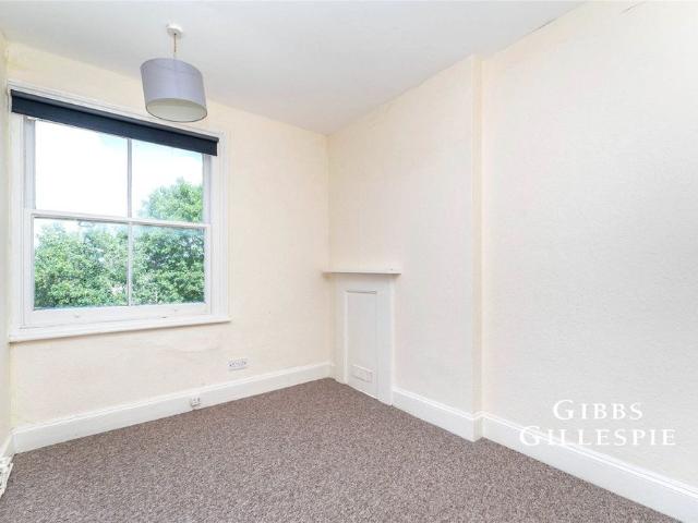 Apartment for rent in London Borough of Ealing, Perivale
