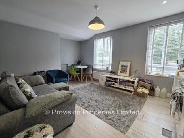 Apartment for rent in Headingley Hill, Headingley