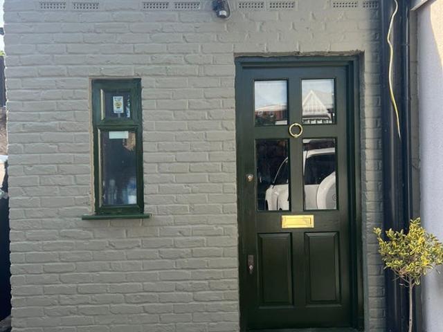 Studio for rent in Mortlake, Greater London