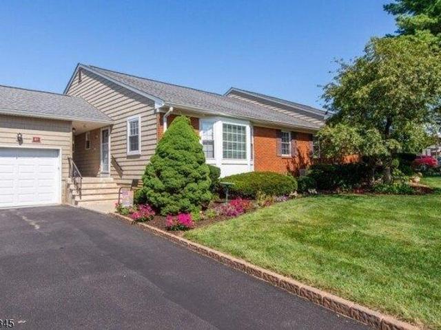 Condo for sale in Florham Park, New Jersey