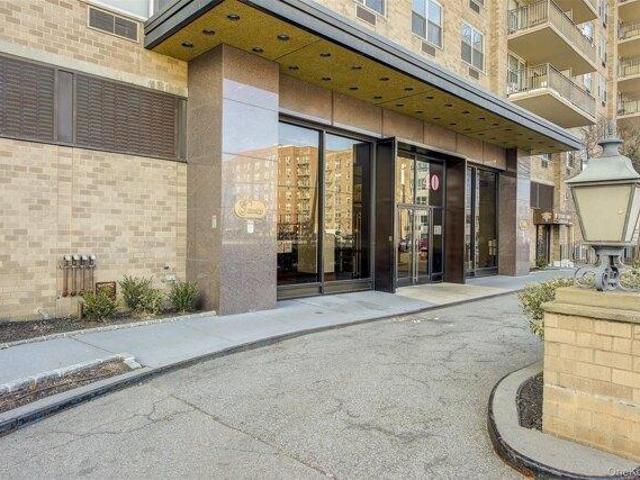 Condo for sale in Queens, Arverne