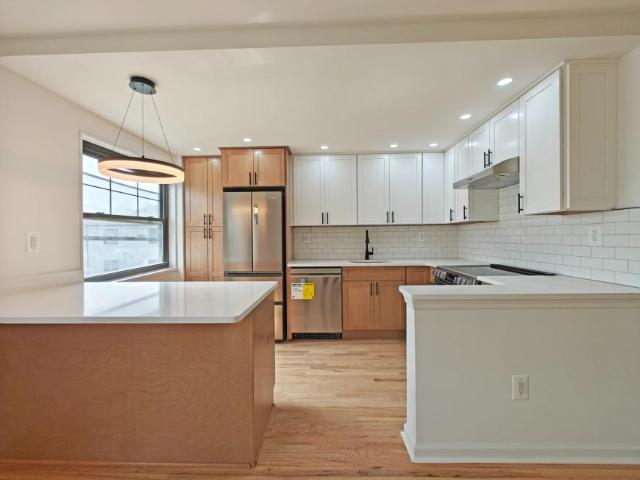 Apartment for sale in Queens, Arverne
