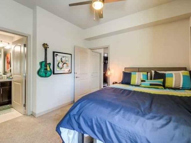 Room for rent in Florida