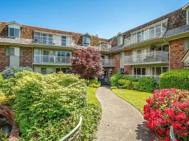 Condo for rent in Saanich, British Columbia