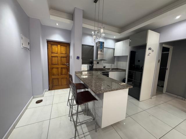 Apartment for rent in Westridge, Umhlanga Rocks
