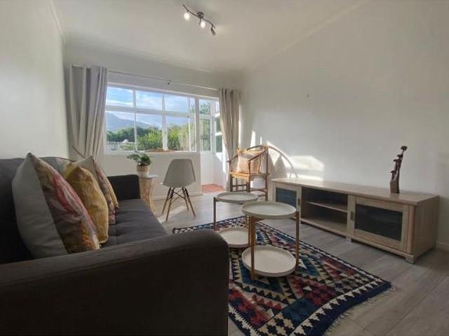 Apartment for rent in Baardskeerdersbos, Western Cape
