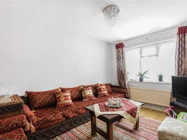 Apartment for rent in Preston, Greater London
