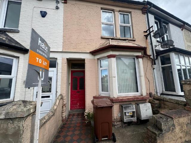 Flat for rent in Gillingham