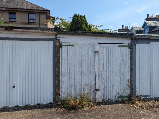 Park Home for rent in Bonnington, City of Edinburgh