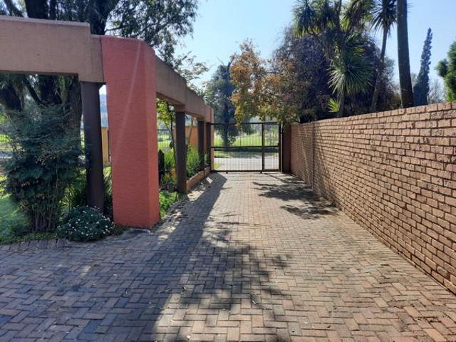 Property for rent in Jansenpark, City of Ekurhuleni Metropolitan Municipality
