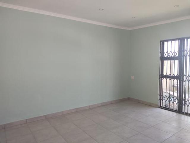Property for rent in Seaview, Kwazulu-natal