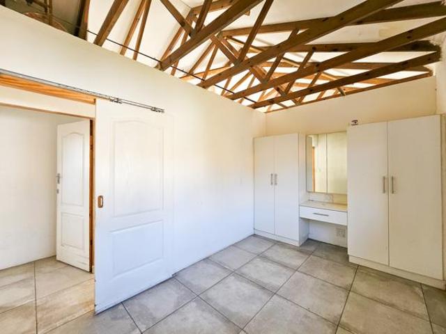 Property for rent in Seaview, Kwazulu-natal