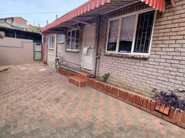 Property for rent in Seaview, Kwazulu-natal