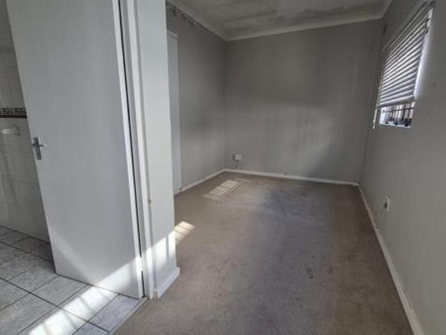 Property for rent in Seaview, Kwazulu-natal
