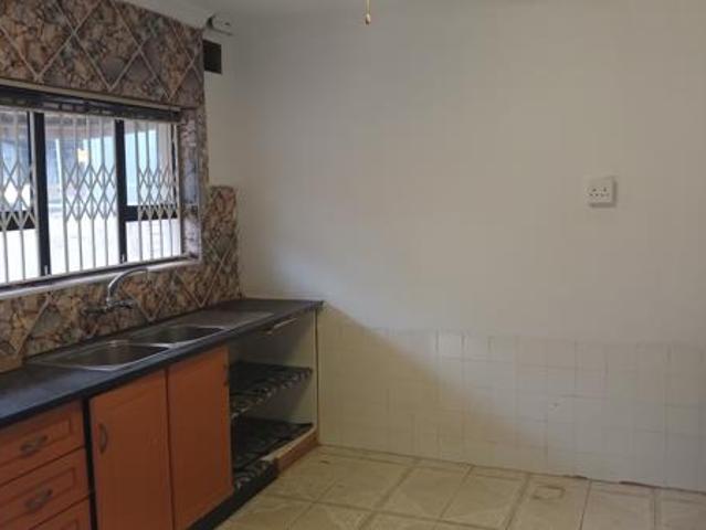 Property for rent in Seaview, Kwazulu-natal