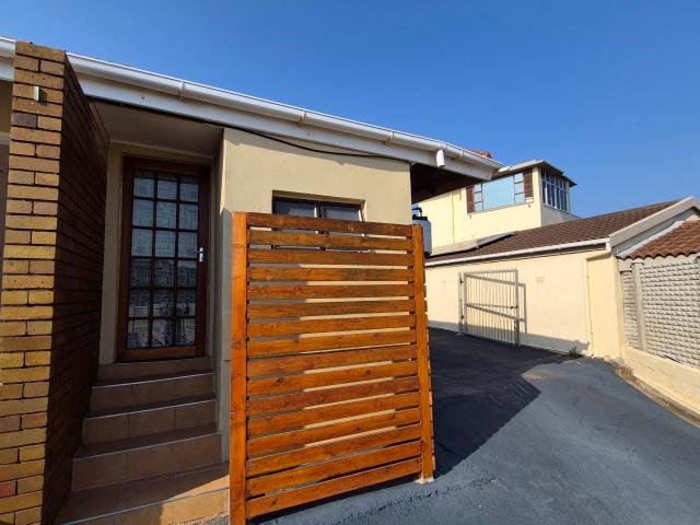 House for rent in Seaview, Kwazulu-natal