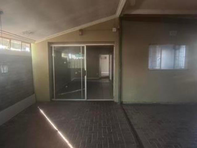 Property for rent in Waterkloof, Gauteng
