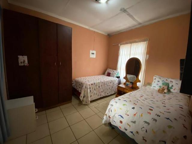 Property for rent in Waterkloof, Gauteng