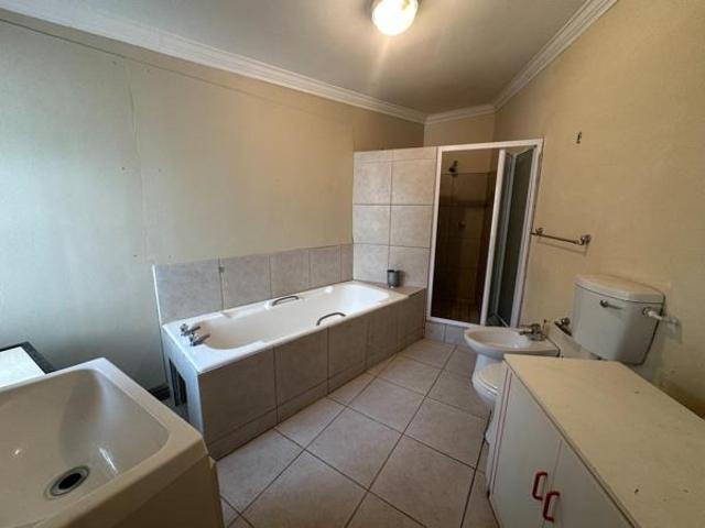 Property for rent in Cape Town, Western Cape