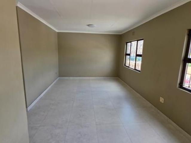 Property for rent in Seaview, Kwazulu-natal