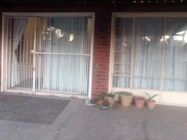 Property for rent in Waterkloof, Gauteng