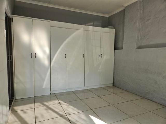 Property for rent in Seaview, Kwazulu-natal