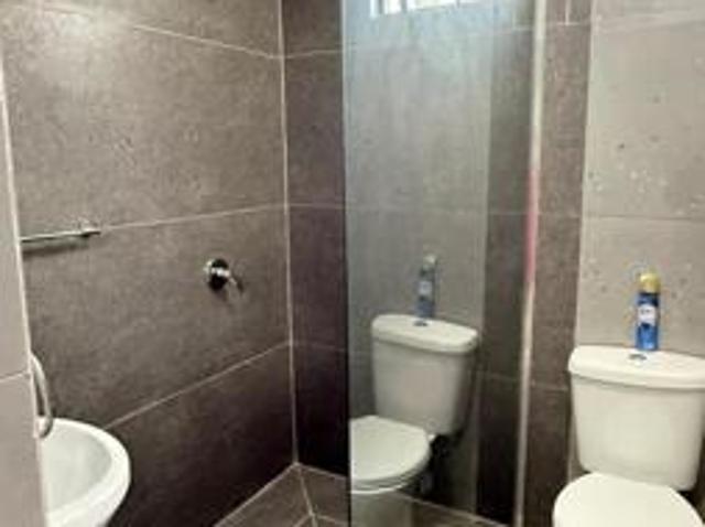 Property for rent in Seaview, Kwazulu-natal