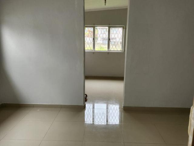 House for rent in Chatsworth