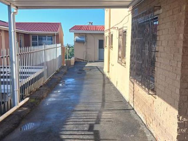 Property for rent in Seaview, Kwazulu-natal