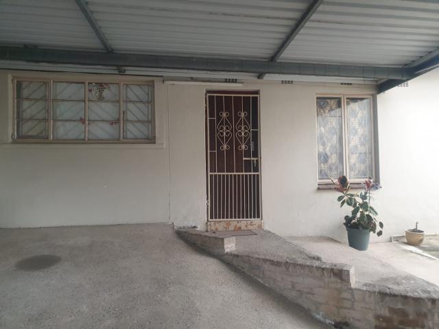 House for rent in Chatsworth, Kwazulu-natal