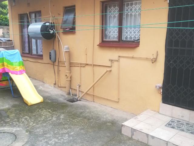 House for rent in Chatsworth, Kwazulu-natal