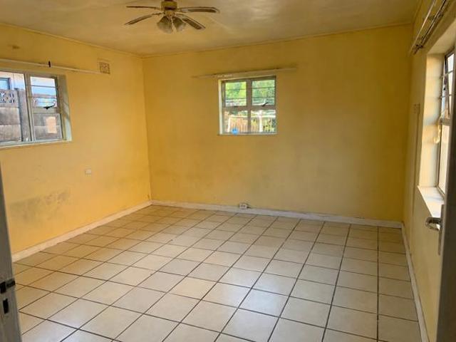 Property for rent in Seaview, Kwazulu-natal